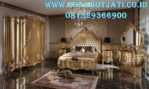 Furniture Ranjang Kamar Ukir Pengantin Full Gold Tania